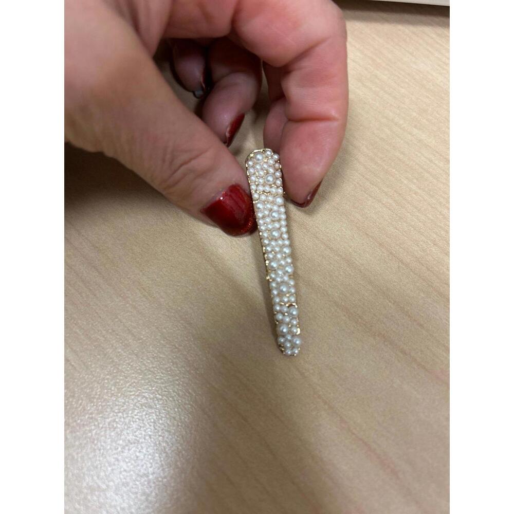 Tiny Pearls Hair Clip